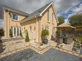 Queen Bee & B, bed & breakfast kohteessa Merthyr Tydfil