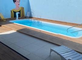 Casa Frida Aracaju a 500m da praia, holiday home sa Aracaju