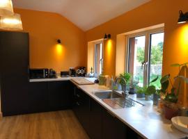 Lower Farm Lodge, holiday rental in Stowmarket