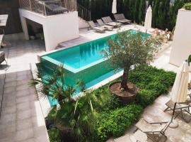 Ynaira hotel & Spa, хотел в Ariany