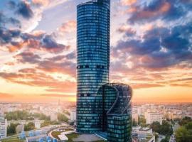 30th+ Floor Apartments in Sky Tower, hotelli kohteessa Wrocław