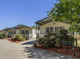 Paynesville Holiday Park, hotel in Paynesville