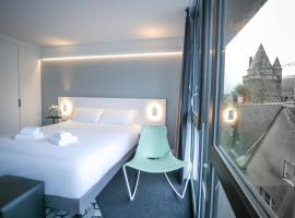 Le Magic Hôtel & Spa Centre Historique، فندق في فيتري