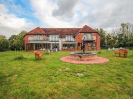 Barnfields Retreat, accommodation in Little Clacton