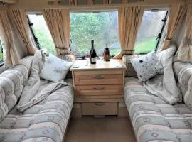 Y Ffau - A gorgeous little caravan