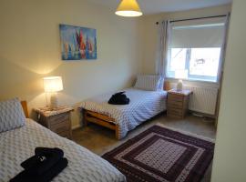 6 Berth House, 2 Bthrm, 2 WC, Parking, Washer, Dryer, hotel cerca de Castillo de Rockingham, Corby