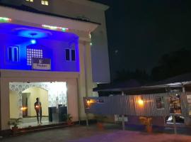Sneakers Home Hotel, hotel v destinaci Lekki