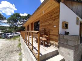 Habitaciónes estilo cabaña las Herraduras, Hotel in Creel