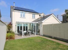 Ridgeback House, holiday rental in Helston