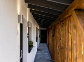 Corvin Guesthouse, hotel v destinaci Hunedoara