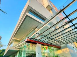 POP! Hotel Gubeng, hotel v mestu Surabaya