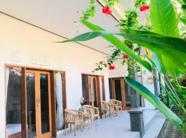 Putu Homestay