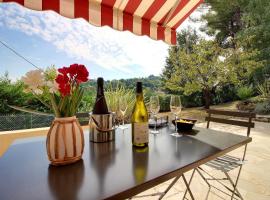 Un havre de paix au cœur de Mougins, hotel in Mougins