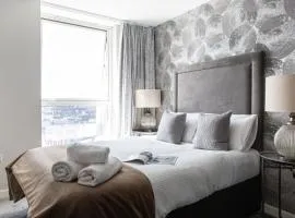 Luxury 5* Heart of The City, Fabulous Views