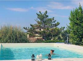 Casa Vacanze con piscina - Villa Bentivoglio, hotel barato en Morrovalle