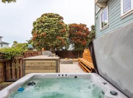 Beach Unit wPrivate Hot Tub Fire Pit BBQ Walk 2 Food & Activities, hotell sihtkohas Half Moon Bay