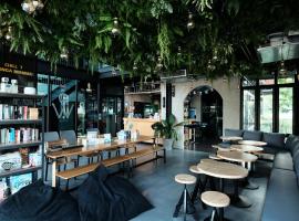 Wayha Hostel Don Mueang Airport, hotel near Don Mueang International Airport - DMK, 