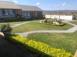 Vikamana Guest House: Ulundi şehrinde bir otel