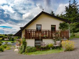 Ferienhaus ROSENHOF Vulkaneifel, ubytování v soukromí v destinaci Ormont