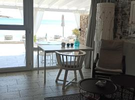 Pillbox Seafront Studios and Apartments, serviced apartment in Kardamaina