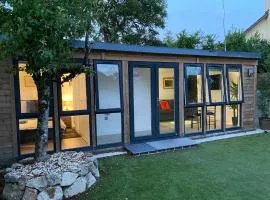 Delightful 1 bedroom chalet