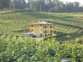 Agritur al Vigneto, hotel romantik di Trento