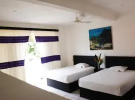 Room in Guest room - Apartment with blacony and sea view