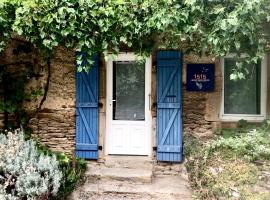 Le Quins Sans Quins - Calme et confort, hotel v destinaci Quins