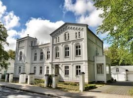 Apartments Fürstenvilla Putbus, hotel in Putbus