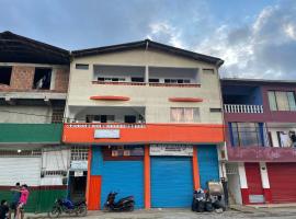 Hostal Adrimar – pensjonat w mieście Bahía Solano