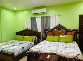B2 - Spacious 3BR House with Netflix, Fiber Wifi, Parking, Balcony, hotel v destinaci Cagayan de Oro