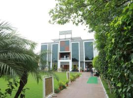 Hotel Shri Khedapati International, hotell sihtkohas Dewās