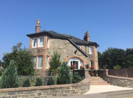 Carnaby Lodge, bed and breakfast en Dingwall