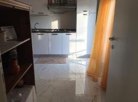 Stop&go, camere condivise, Hotel in Udine