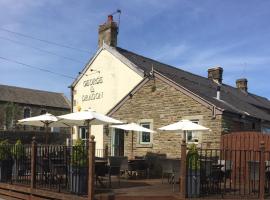 George and Dragon, Cama e café (B&B) em Holmesfield