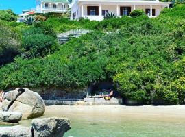 Bosky Dell on Boulders Beach, hotell i Simonʼs Town