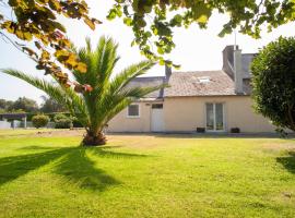 Maison Yvonne - grand jardin - proche pointe de Plouha, hotel di Plouha