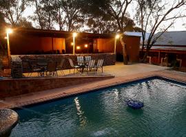 Rocky Hollow Lodge, hotel perto de Hennops Hiking Trail, Pretoria