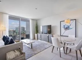 914 Tiffany House condo