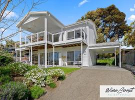 Whiteport by Wine Coast Holiday Rentals, בית נופש בPort Willunga