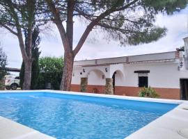 Casa Rural San Antonio, holiday home in La Puebla de los Infantes