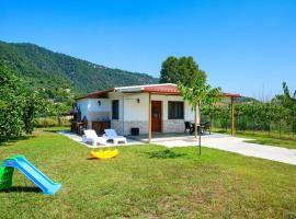 Semiramis Cottage, cabaña o casa de campo en Chrysi Ammoudia