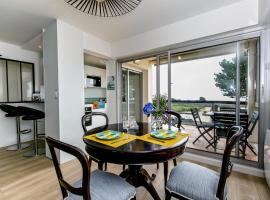 Appartement Front de Mer à Carnac Plage, hotel en Carnac