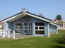 6 person holiday home in GROEMITZ, hotel en Grömitz
