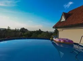 Villa Mira