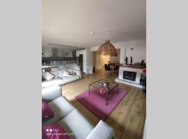 Un balcón sobre el Rio Sella, hotel in Ribadesella