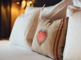 Schneeweiss lifestyle - Apartments - Living, hotel v destinaci Serfaus