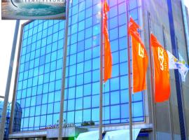 부솔렌고에 위치한 호텔 호텔 크리스탈