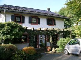Ferienhaus Daniels, cottage in Wirtzfeld