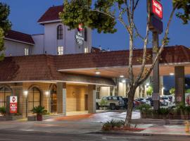 Best Western Plus South Bay Hotel, hotel with parking in Lawndale